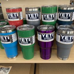 Vasos Térmicos Marca YETI De 30 Onzas