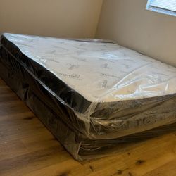 King Mattress And Box Springs