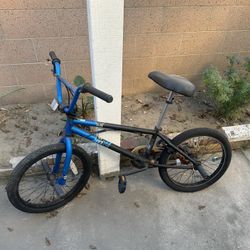 BMX BIKE