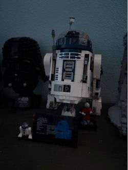 LEGO R2-D2