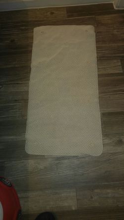 Baby bath mat