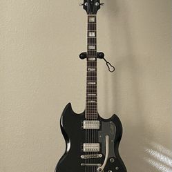 1973 Guild S-100 DeLuxe Black