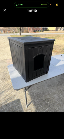 Outdoor enclosed resin pet shelter 18.46x23.62x21.42