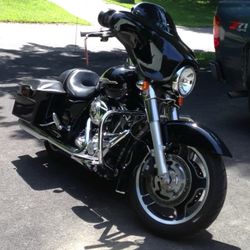 2012 Harley Davidson Street Glide LOW MILES !!!