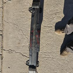 Hyundai accent front rebar Oem