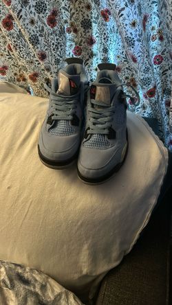 Baby Blue. And Grey Jordans