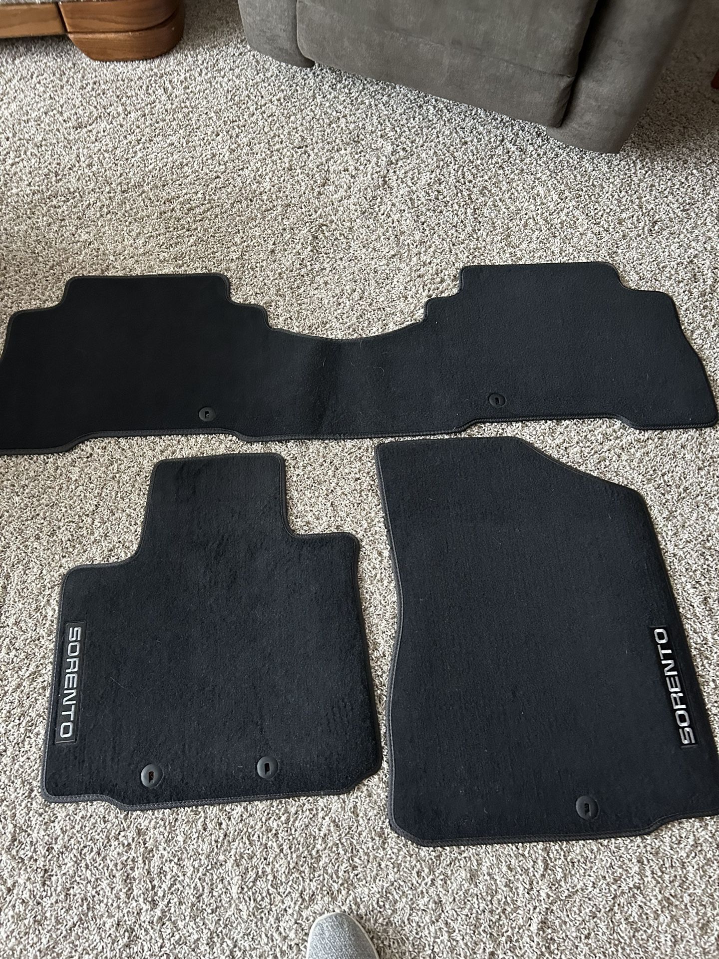 Car Mats For 2014 Kia Sorento (black)