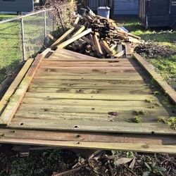 FREE CEDAR FENCE/4X4 POSTS 