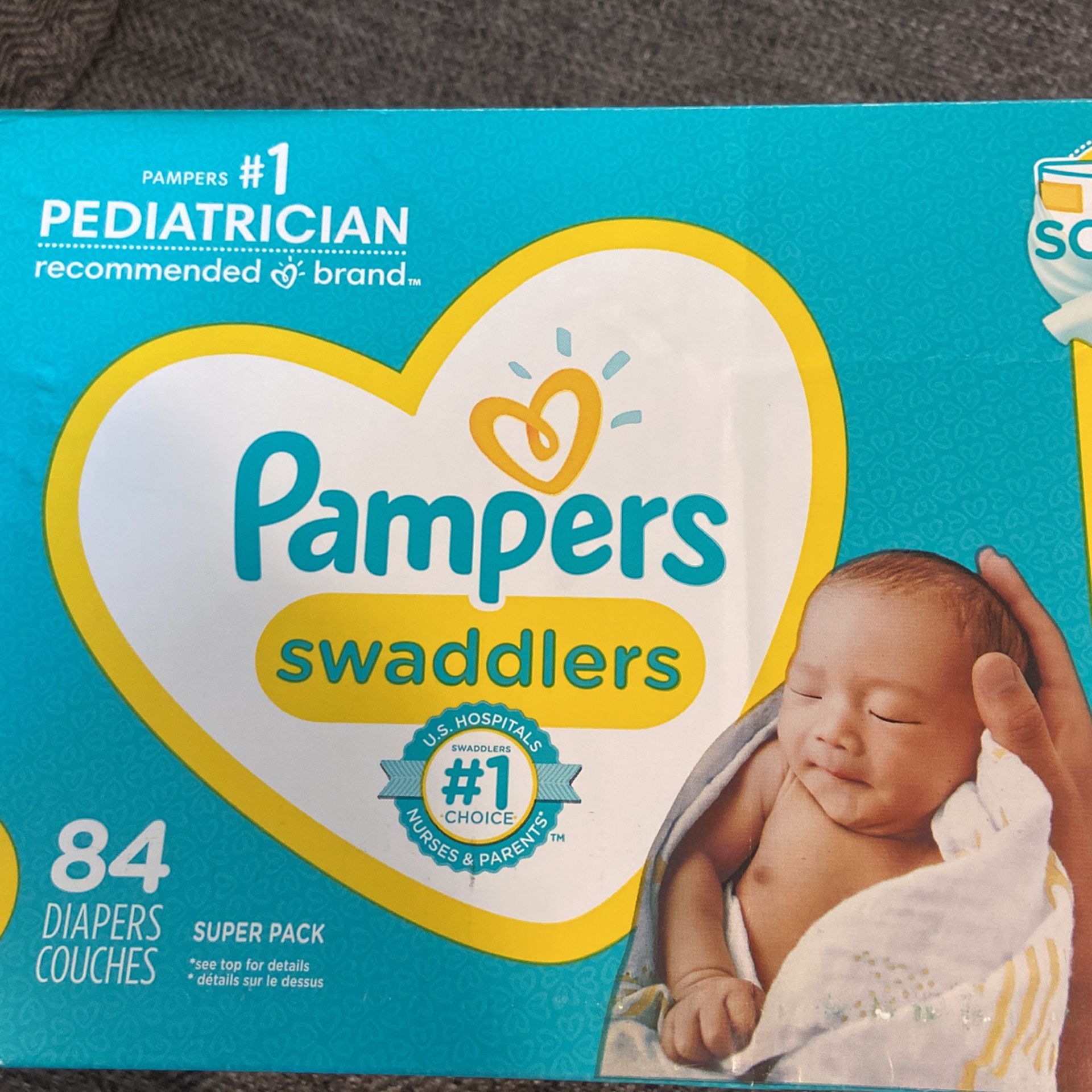 NEWBORN PAMPERS BRAND DIAPERS 