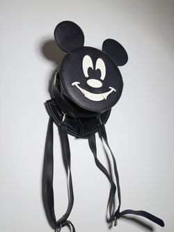Mickey mouse bat backpack - (Glow in the dark)