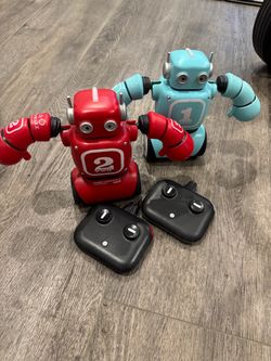 FAO Schwarz Robot Knockout Remote Control Boxing Game