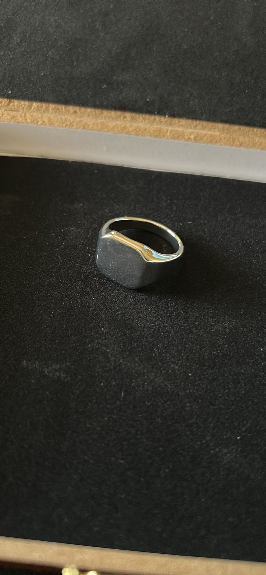 Men’s ring