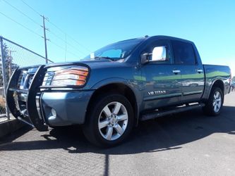 2010 Nissan Titan 5.6 LE