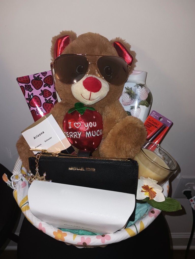 I Love You Berry Much Michael Kors Gift Basket 