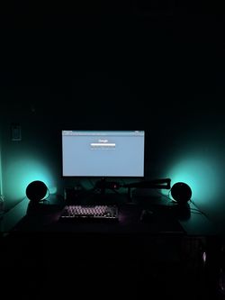 Logitech G560 gaming sopeakers