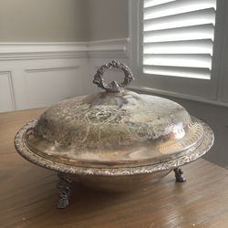 Vintage WM  Rogers Silverplate Footed Casserole with Lid Serving Bowl #762