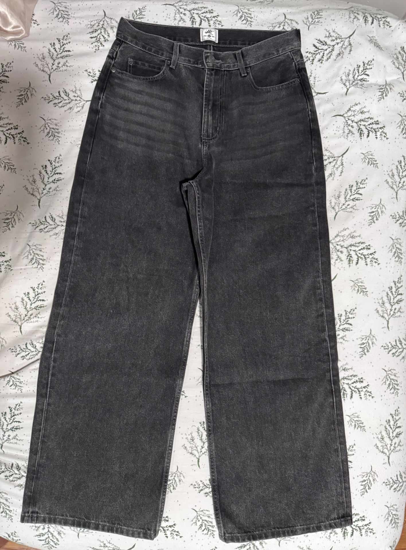 IDLT basics wide-leg black jeans tapered