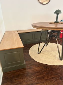 Classy Dining Table & Corner Bench Set
