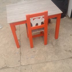 Kids Table