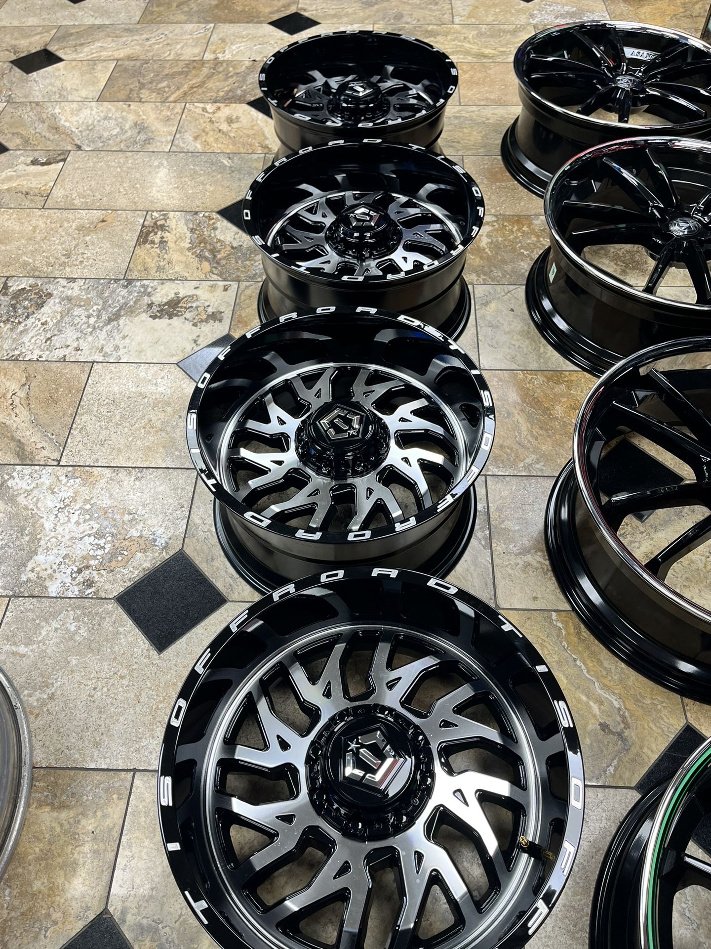 Set of 4 20x10 TIS Off Road Rims Black and Machine for Sale in Fort Myers, FL OfferUp