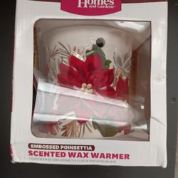 NIB Better Homes & Gardens Embossed Poinsettia Scented Wax Warmer Gift Christmas!