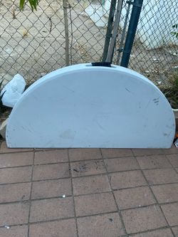 White Plastic Half-Round Folding Table Top