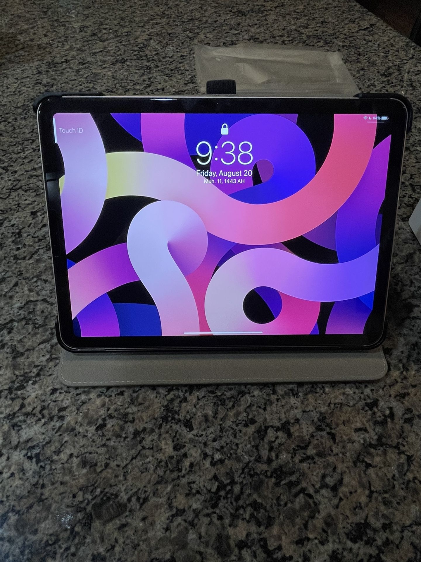 Latest iPad Air Work + Cellular