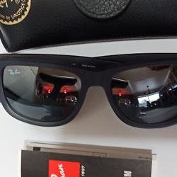 NEW RB JUSTIN SUNGLASSES MODEL CODE RB4165 852/88 54-16
 Men's 