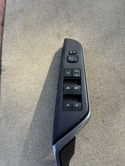 DRIVER SIDE WINDOW SWITCH CONTROL 2017 TOYOTA CAMRY.
