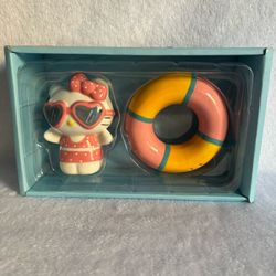 Hello Kitty Shaker Set