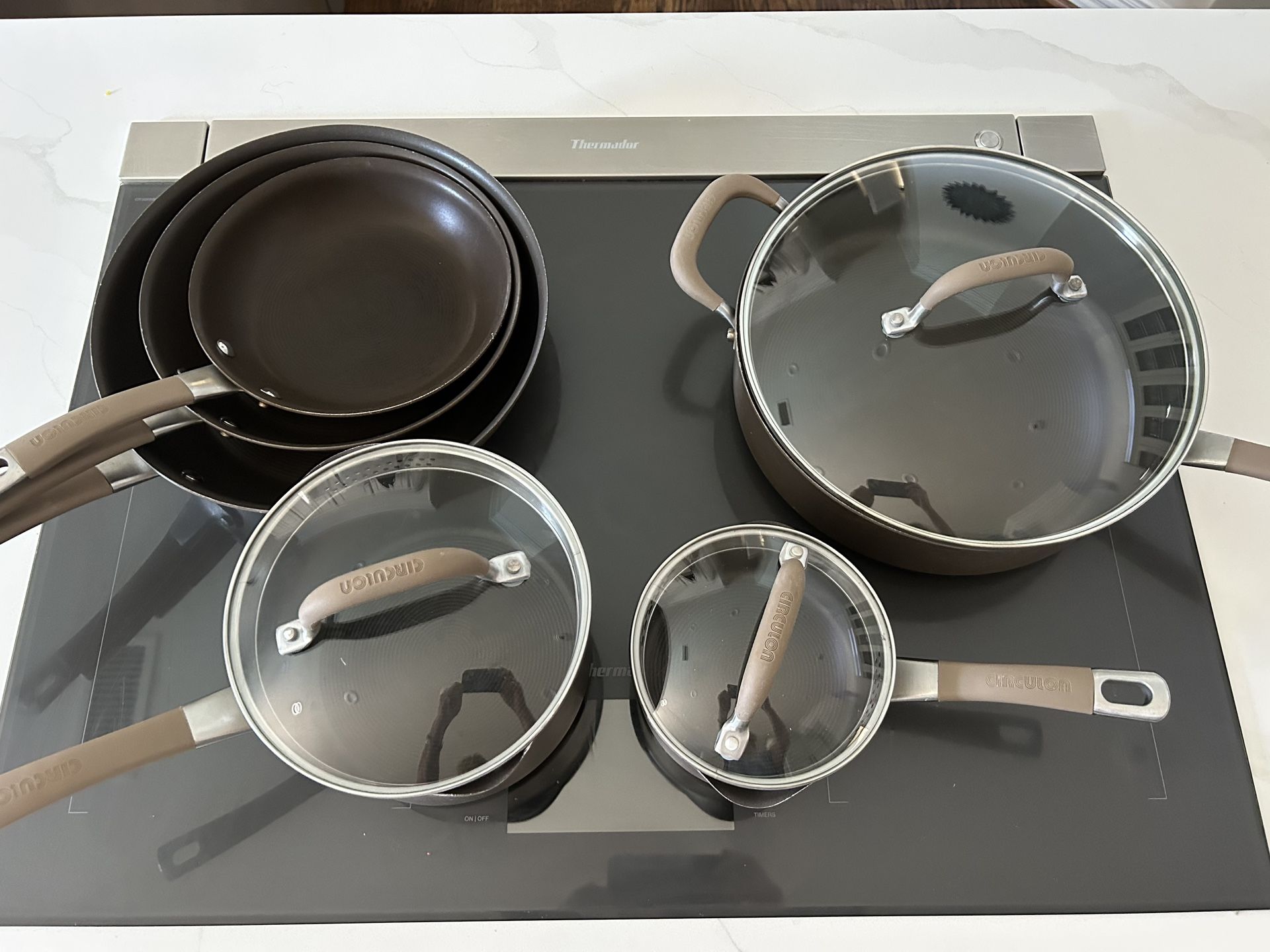 Set Of Pieces Circulon Premier Professional Cookware