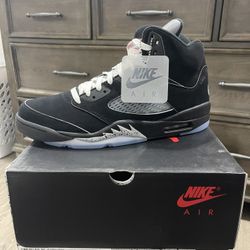 Jordan 5 Black Metallic