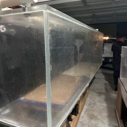 670 Gallon Monster Aquarium 