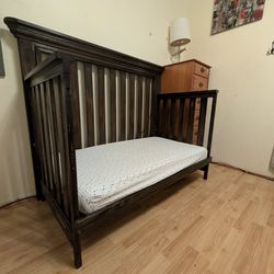 Crib Convertible