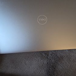 Like New dell precision 5560
