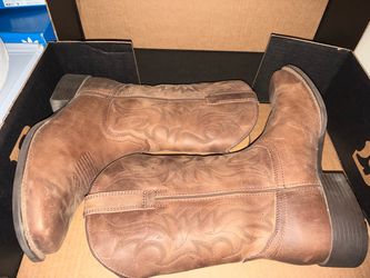Cody James Boots and Ariat jeans