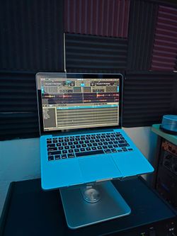 Macbook Pro for DJ