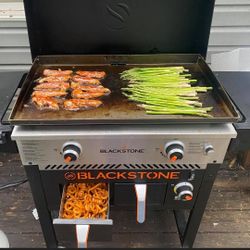 Black Stone Griddle Top And Air Fryer Grill
