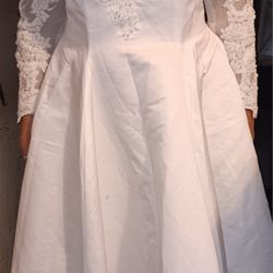 Gloria vanderbilt wedding dress size 20