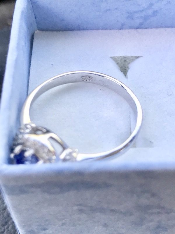 Sterling Silver FLAWLESS .25 TCW Alexandrite and .25 TCW White Sapphire Ring! Sz 6! $65 OBO