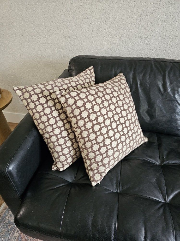 Throw Pillows