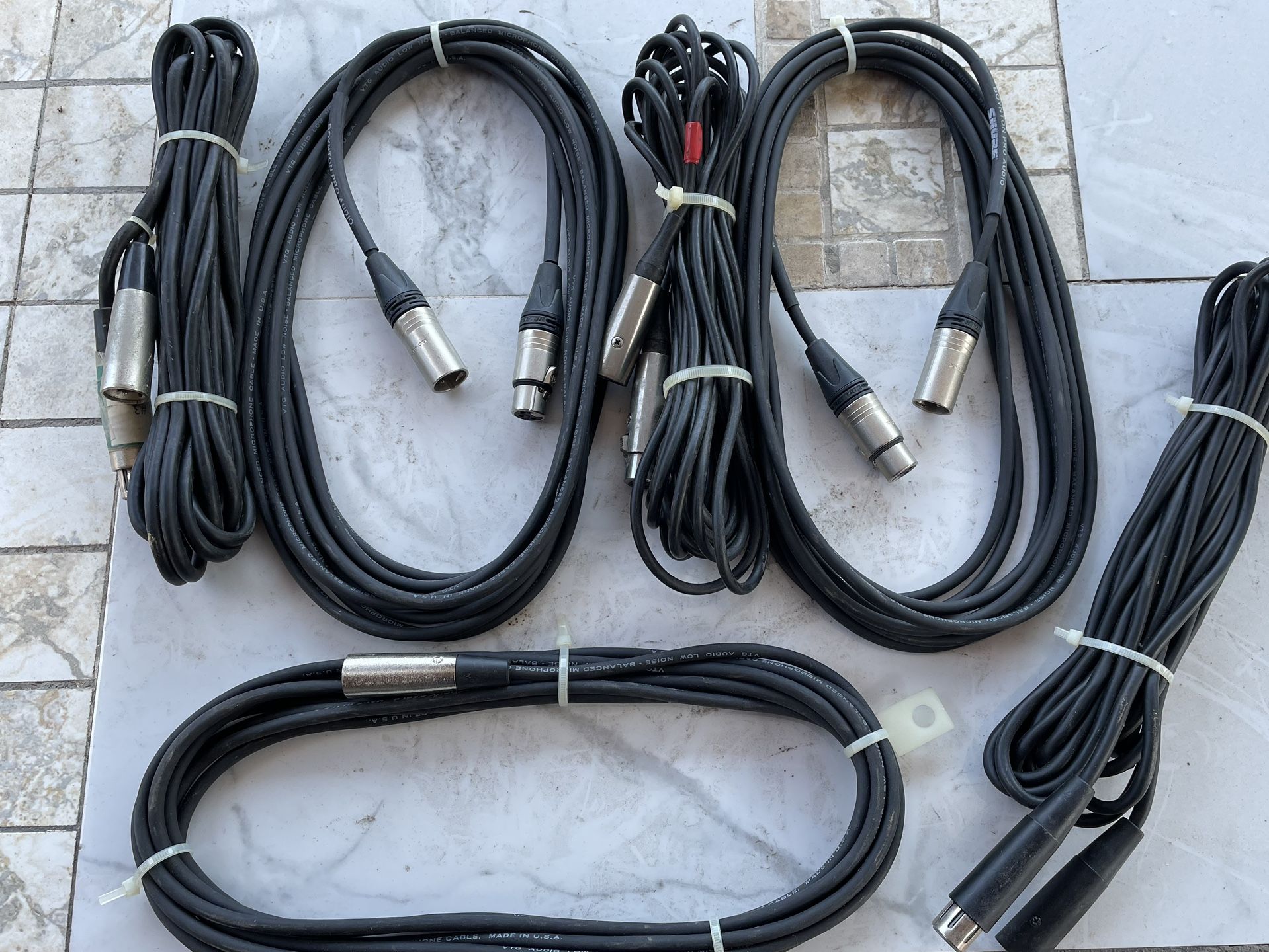 Professional Grade XLR MICROPHONE CABLES 6’-$10 15’-$15 25’-$20 40’-$30 Half of Guitar Centers Price
