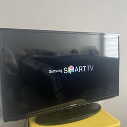 Samsung Smart TV 32 in. 