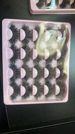 20 Pairs Of Eyelashes