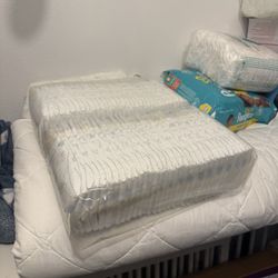 Size 1 Pampers Brand Diapers No Box From Sam’s Club 