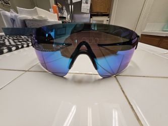 Oakley Evzero
