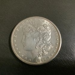 1892 CC MORGAN SILVER DOLLAR MS +++ BEAUTIFUL COIN AND RARE DATE .UNCIRCULATED
