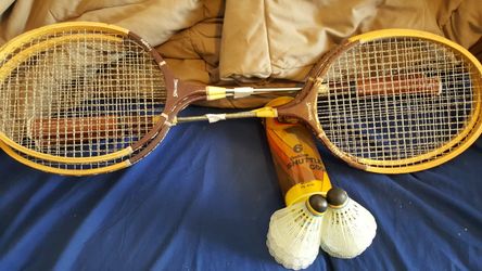 Vintage Badminton set with a six pack of shuttle cocks huge fun!!