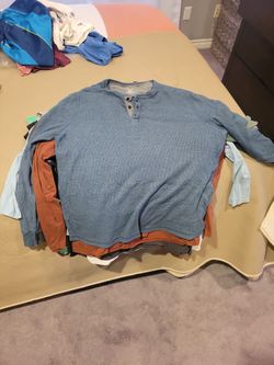 Old Navy Men's X Large T Shirts And Button Ups. 