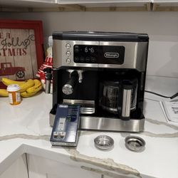 DeLonghi Coffee and Espresso Maker